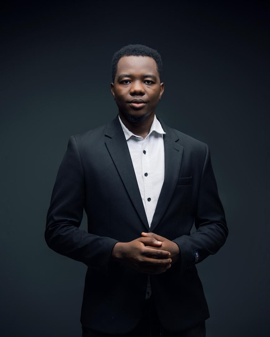 Issadin K biography photo